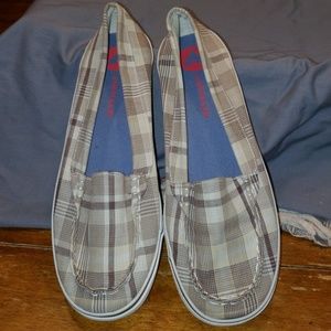 Slip on shoes